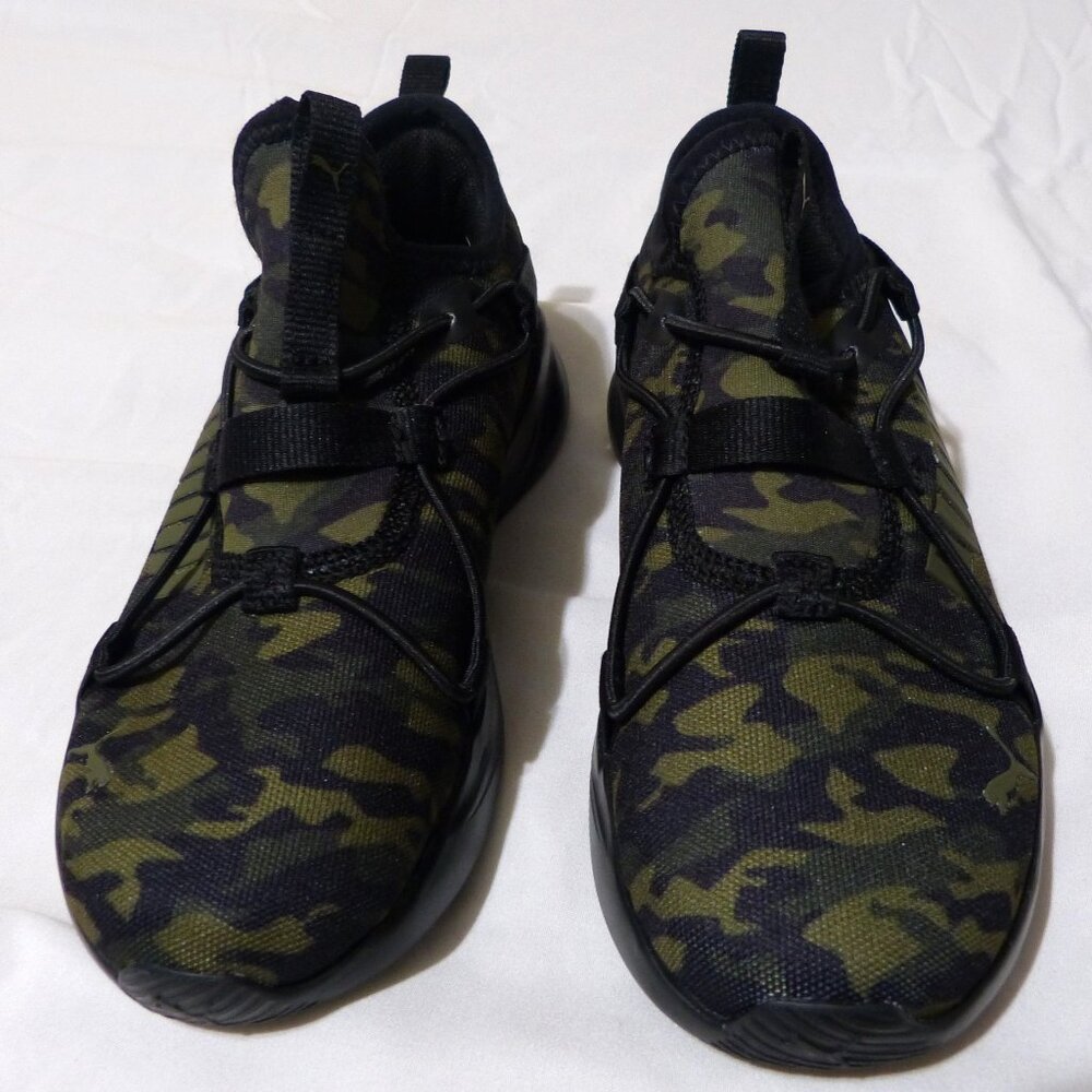Brand New Boys Camouflage PUMA Sneakers size 13C